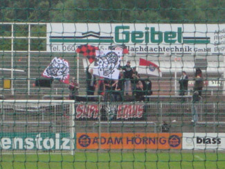 Fans von Wehen Wiesbaden 2