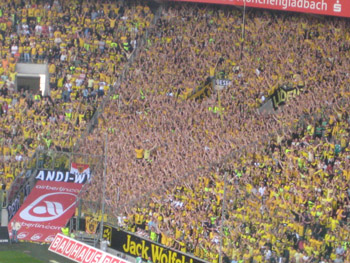 Dortmund-Fans in Gladbach