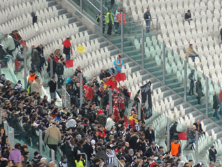 Fans des FC Nordsjaelland in Turin