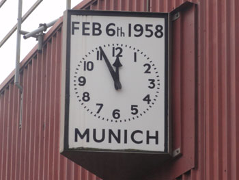 Munich Memorial Clock, Old Trafford