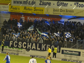 Schalke-Fans in Lotte
