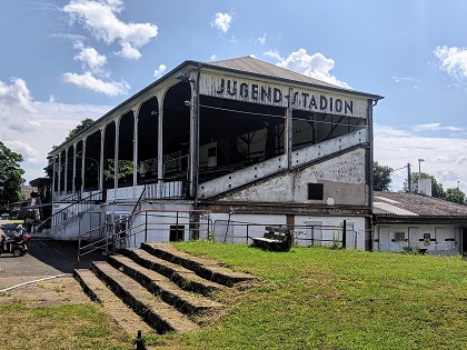 Tribüne im Jugendstadion